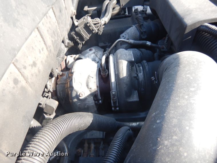 image for item JG9104 2012 International TerraStar  truck cab and chassis