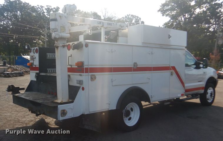 image for item JG9105 2003 Ford F550 Super Duty XL  utility / service truck