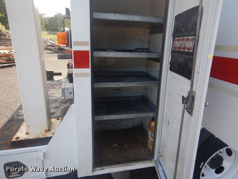 image for item JG9105 2003 Ford F550 Super Duty XL  utility / service truck