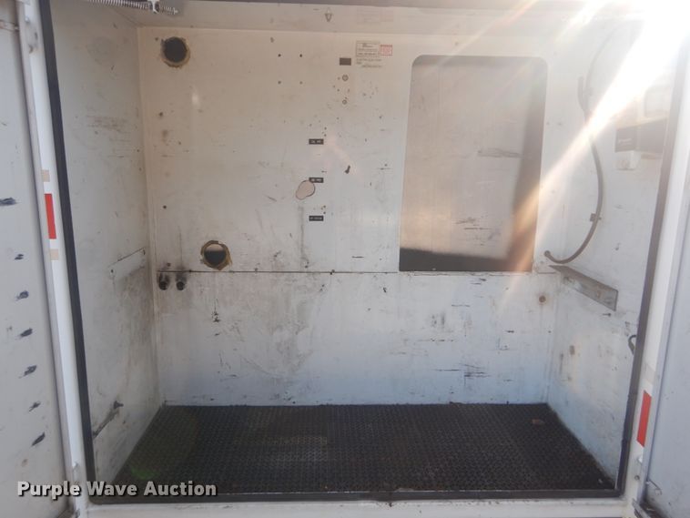 image for item JG9105 2003 Ford F550 Super Duty XL  utility / service truck