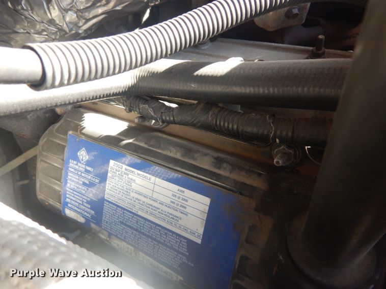 image for item JG9105 2003 Ford F550 Super Duty XL  utility / service truck