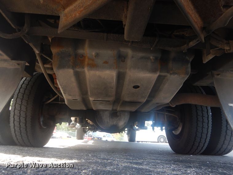 image for item JG9105 2003 Ford F550 Super Duty XL  utility / service truck