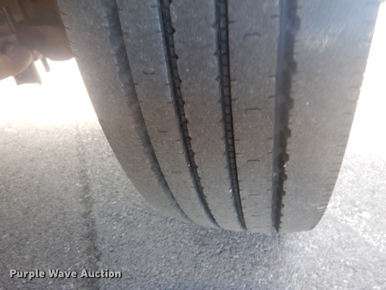 image for item JG9105 2003 Ford F550 Super Duty XL  utility / service truck