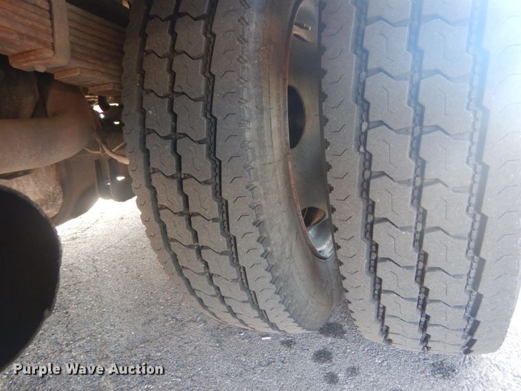 image for item JG9105 2003 Ford F550 Super Duty XL  utility / service truck