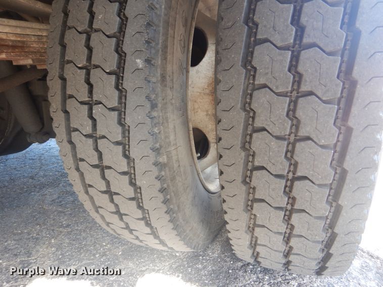 image for item JG9105 2003 Ford F550 Super Duty XL  utility / service truck