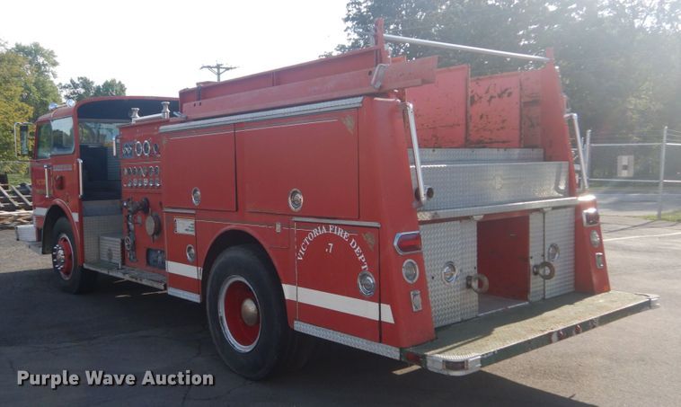 image for item JG9106 1976 American Lafrance  pumper fire truck