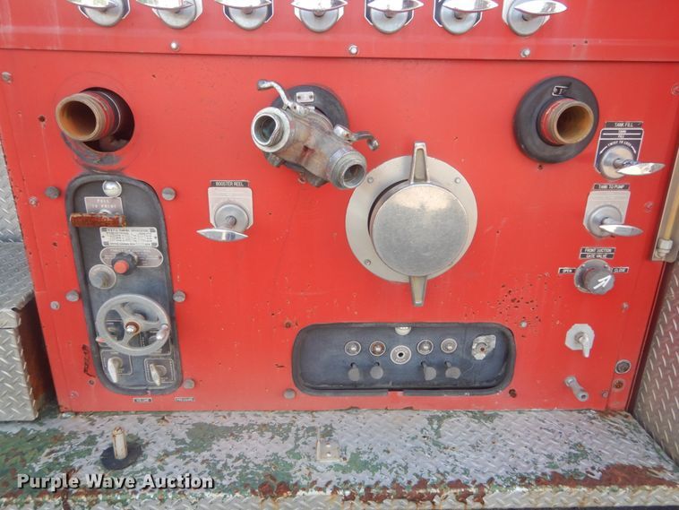 image for item JG9106 1976 American Lafrance  pumper fire truck