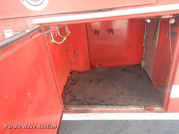 image for item JG9106 1976 American Lafrance  pumper fire truck