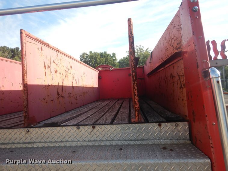 image for item JG9106 1976 American Lafrance  pumper fire truck