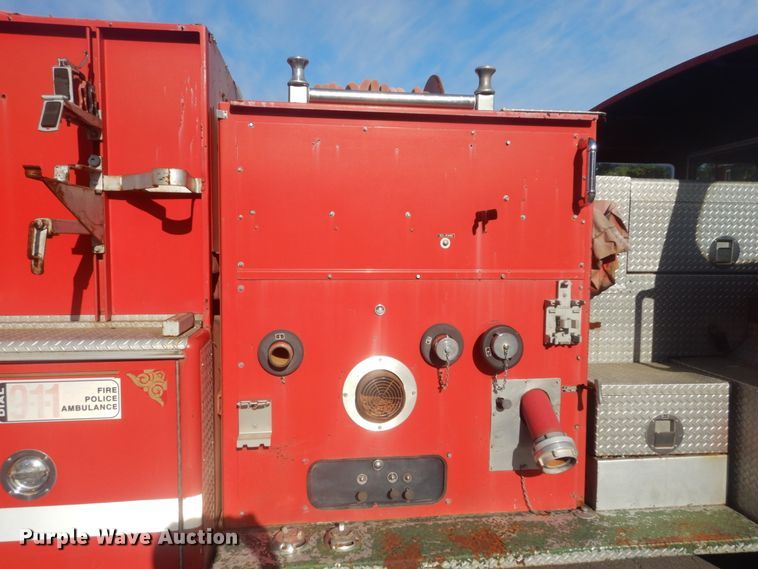 image for item JG9106 1976 American Lafrance  pumper fire truck