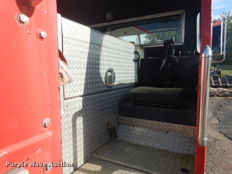 image for item JG9106 1976 American Lafrance  pumper fire truck