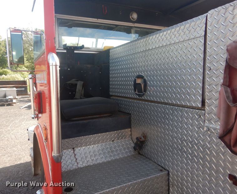 image for item JG9106 1976 American Lafrance  pumper fire truck