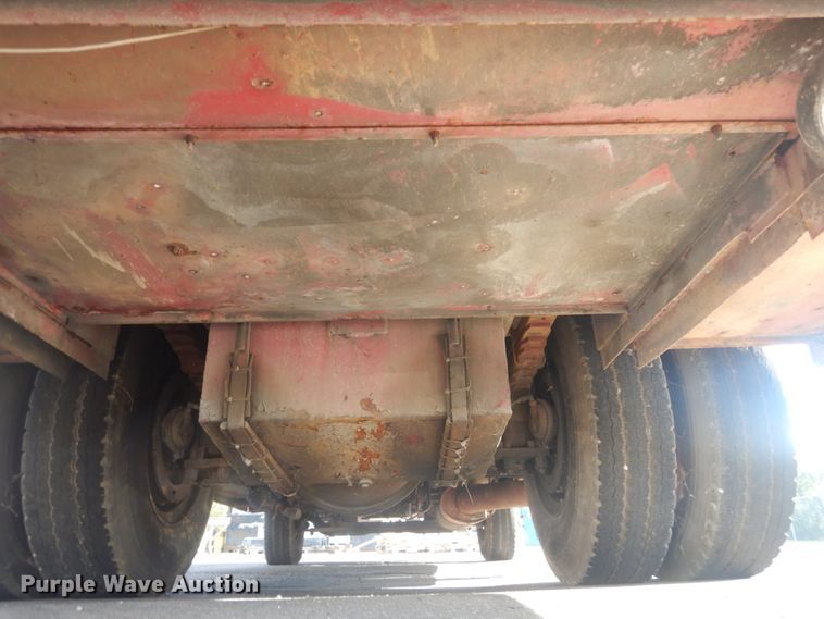 image for item JG9106 1976 American Lafrance  pumper fire truck