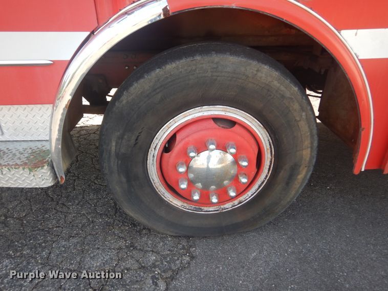 image for item JG9106 1976 American Lafrance  pumper fire truck