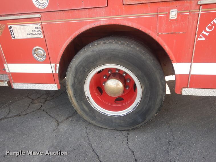 image for item JG9106 1976 American Lafrance  pumper fire truck