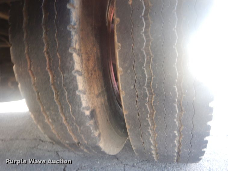 image for item JG9106 1976 American Lafrance  pumper fire truck