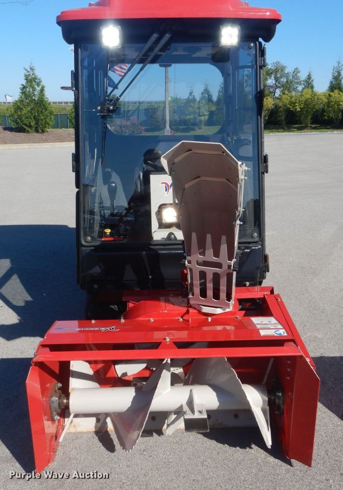 image for item JG9170 2015 Ventrac 3400Y  compact tractor