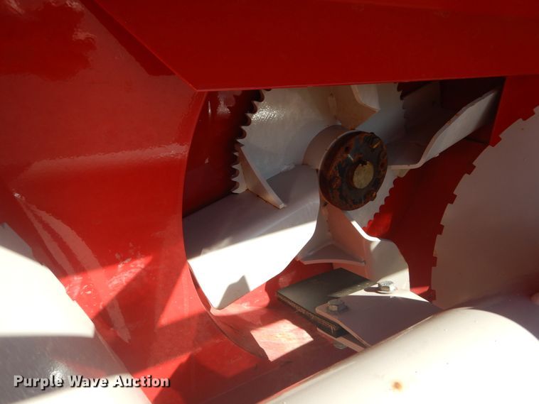 image for item JG9170 2015 Ventrac 3400Y  compact tractor