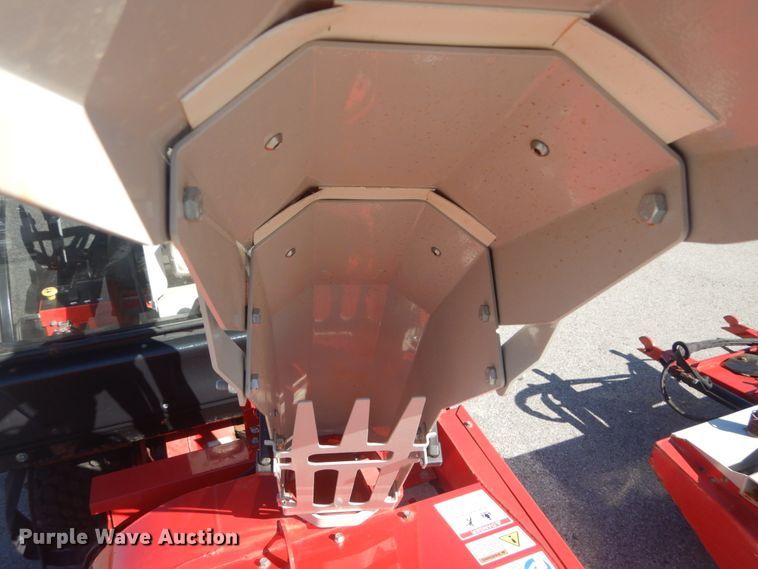 image for item JG9170 2015 Ventrac 3400Y  compact tractor