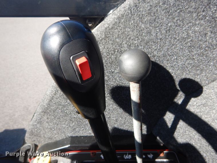 image for item JG9170 2015 Ventrac 3400Y  compact tractor