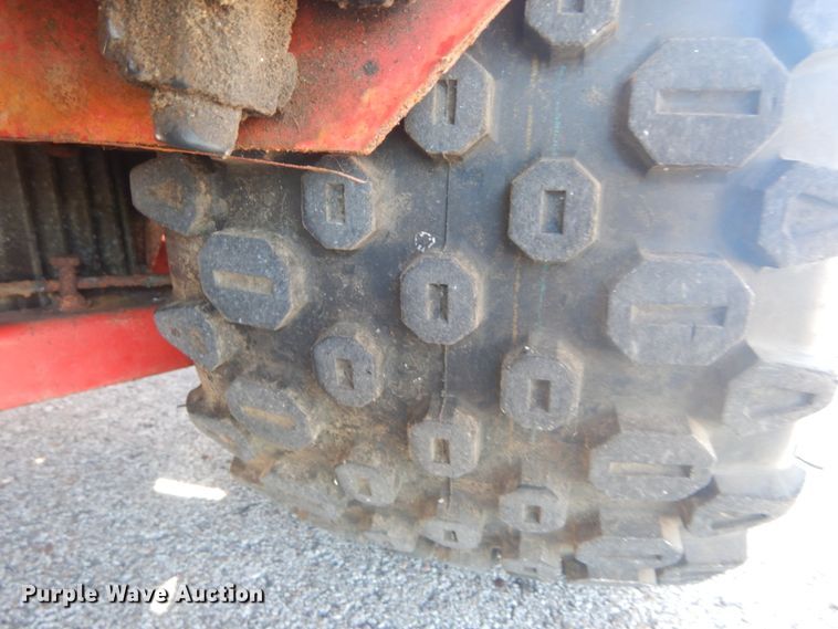 image for item JG9170 2015 Ventrac 3400Y  compact tractor