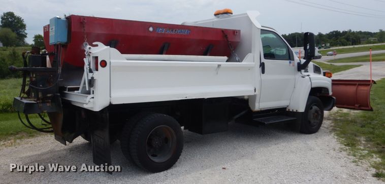 image for item JI9606 2009 GMC C5500  dump truck