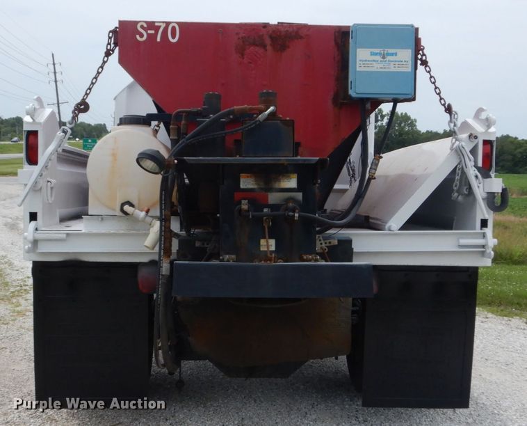 image for item JI9606 2009 GMC C5500  dump truck