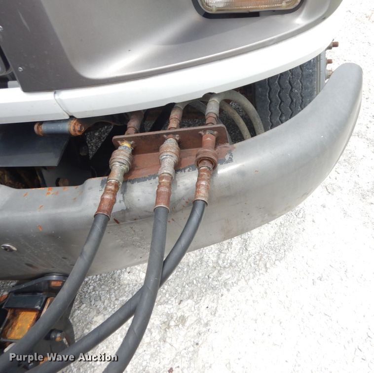 image for item JI9606 2009 GMC C5500  dump truck