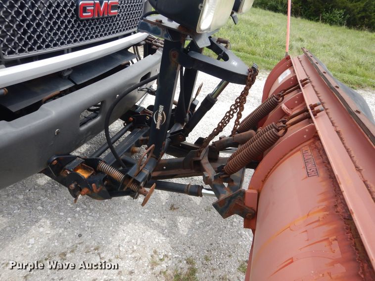 image for item JI9606 2009 GMC C5500  dump truck