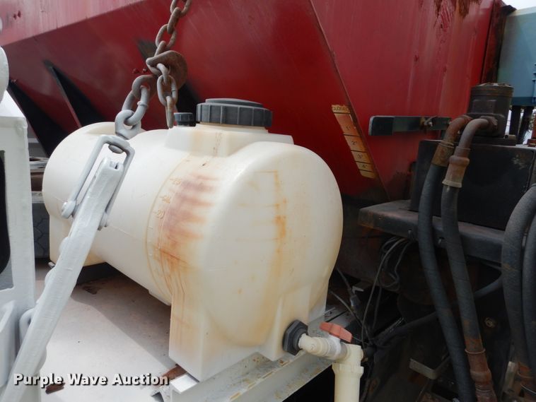 image for item JI9606 2009 GMC C5500  dump truck