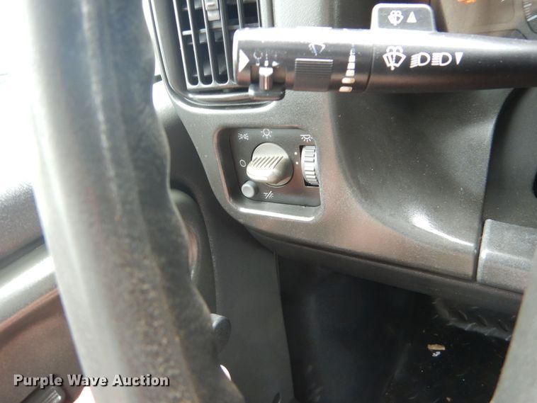 image for item JI9606 2009 GMC C5500  dump truck