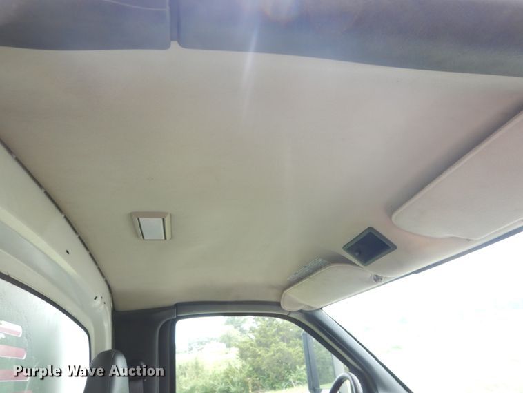 image for item JI9606 2009 GMC C5500  dump truck