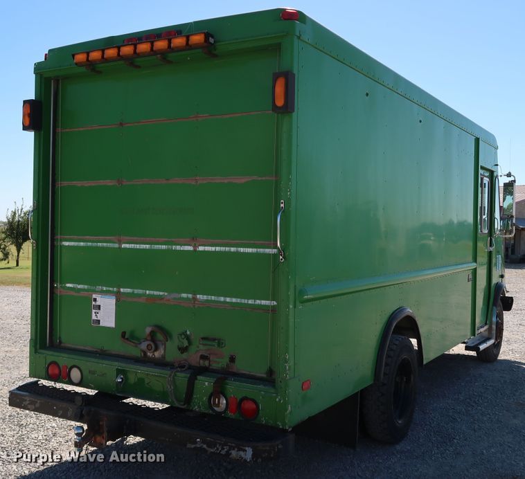 image for item JP9380 1994 Chevrolet P30  delivery truck