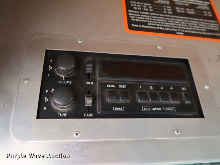 image for item JP9380 1994 Chevrolet P30  delivery truck