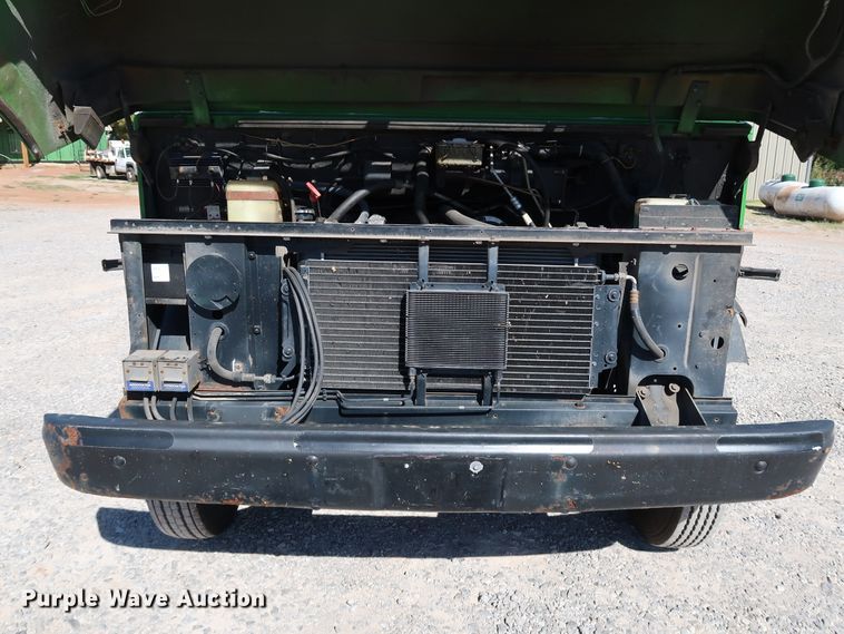 image for item JP9380 1994 Chevrolet P30  delivery truck