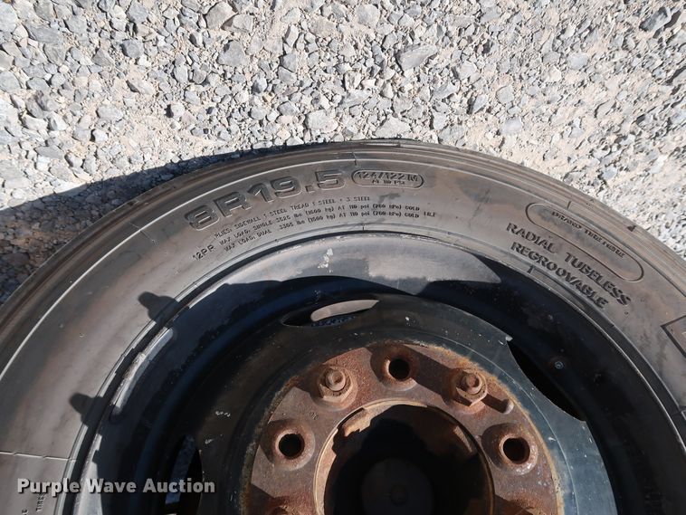 image for item JP9380 1994 Chevrolet P30  delivery truck