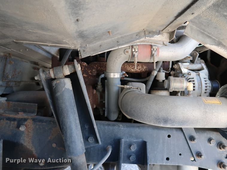 image for item JP9382 1997 Freightliner MT45  delivery truck