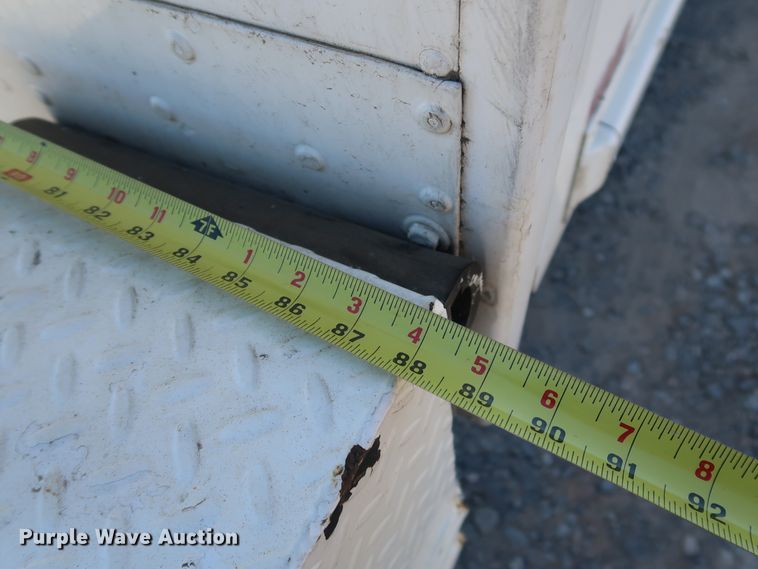 image for item JP9382 1997 Freightliner MT45  delivery truck