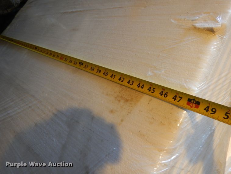 image for item JQ9155 Approximately 64 pieces of styrofoam