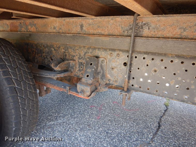 image for item JQ9156 2012 Isuzu NPR  box truck