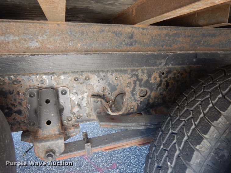 image for item JQ9156 2012 Isuzu NPR  box truck