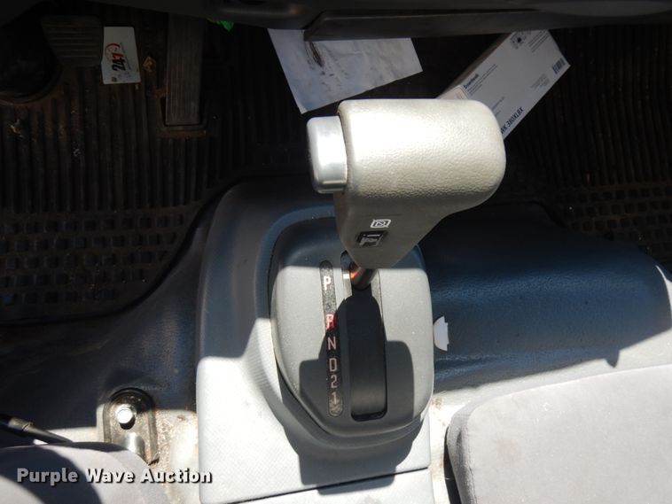 image for item JQ9156 2012 Isuzu NPR  box truck