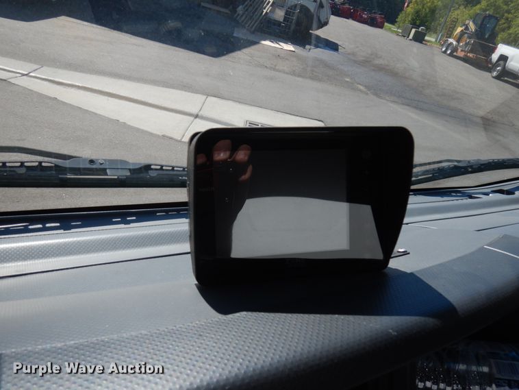 image for item JQ9156 2012 Isuzu NPR  box truck