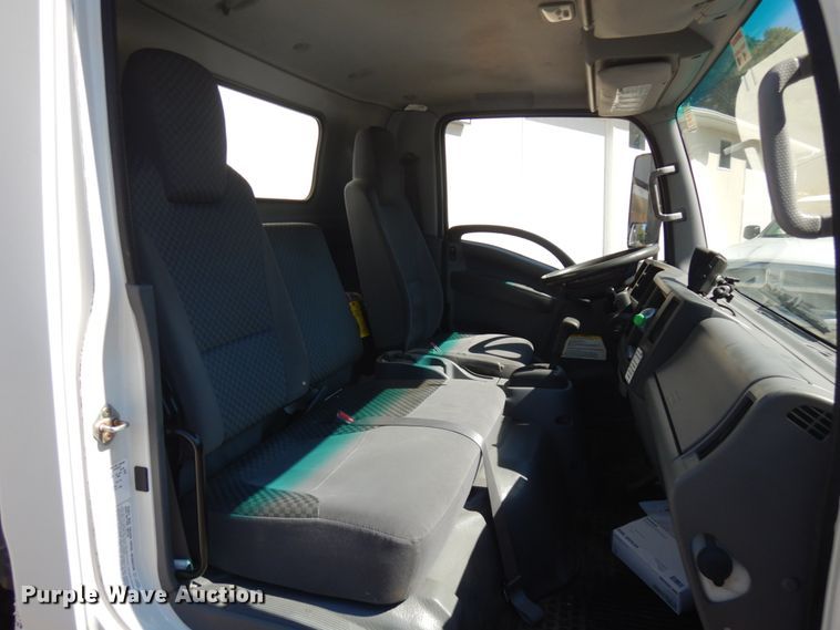 image for item JQ9156 2012 Isuzu NPR  box truck