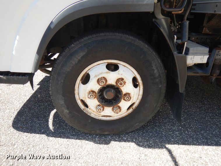 image for item JQ9156 2012 Isuzu NPR  box truck