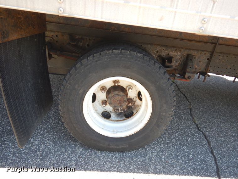 image for item JQ9156 2012 Isuzu NPR  box truck