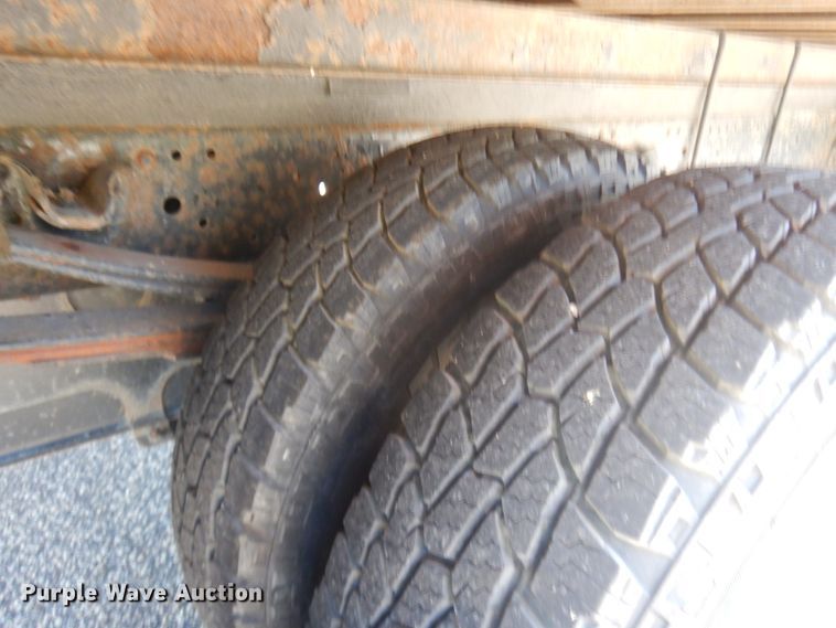 image for item JQ9156 2012 Isuzu NPR  box truck