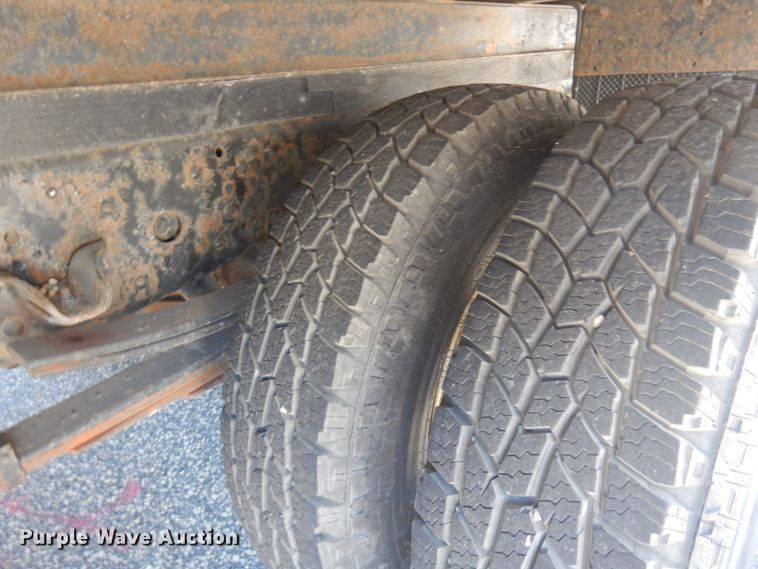 image for item JQ9156 2012 Isuzu NPR  box truck