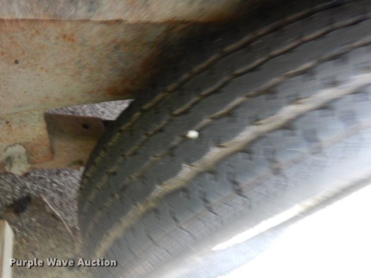 image for item JQ9157 2011 PJ Trailers  dump trailer