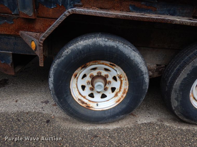 image for item JQ9157 2011 PJ Trailers  dump trailer